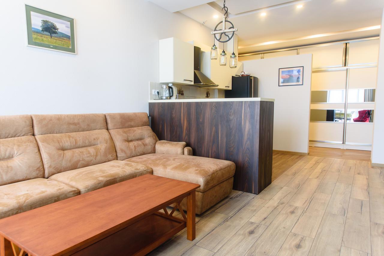 Boulevard Apartment バトゥーミ エクステリア 写真